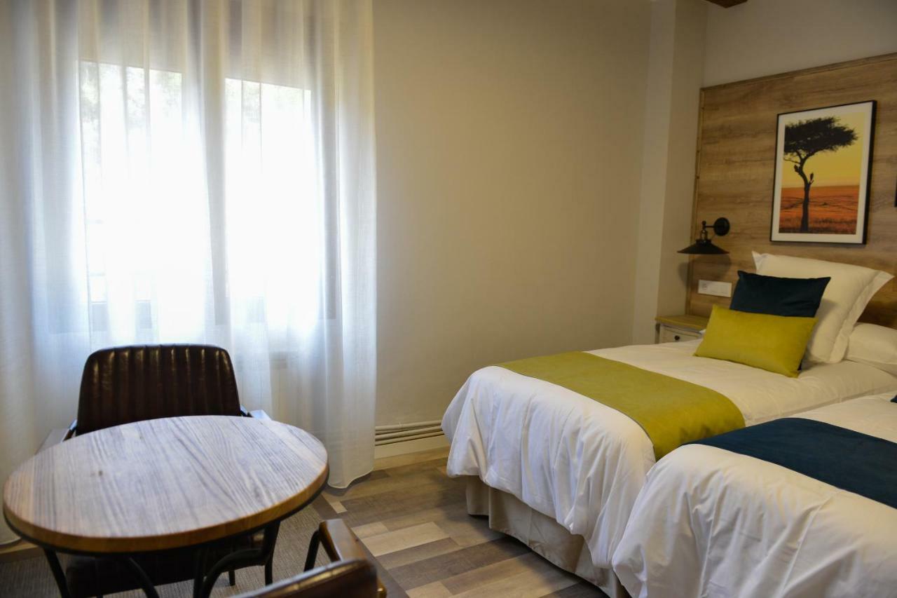 La Casita De El Cuervo Bed and Breakfast Buitenkant foto